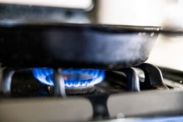 can you change electric stove to gas