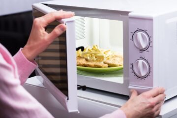 is a 900 watt microwave good for office and home use